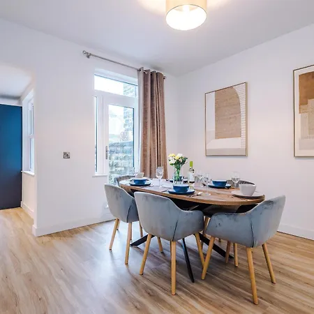 Holiday home Spring Mount - 3 Bedrooms - Close To Convention Centre Harrogate